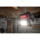 Proyector de doble potencia M18™ ROVER™ 4000 lúmenes de salida 2366-20